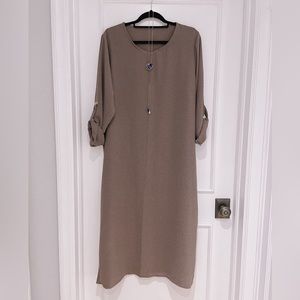 NWT *** Abaya Maxi Dress